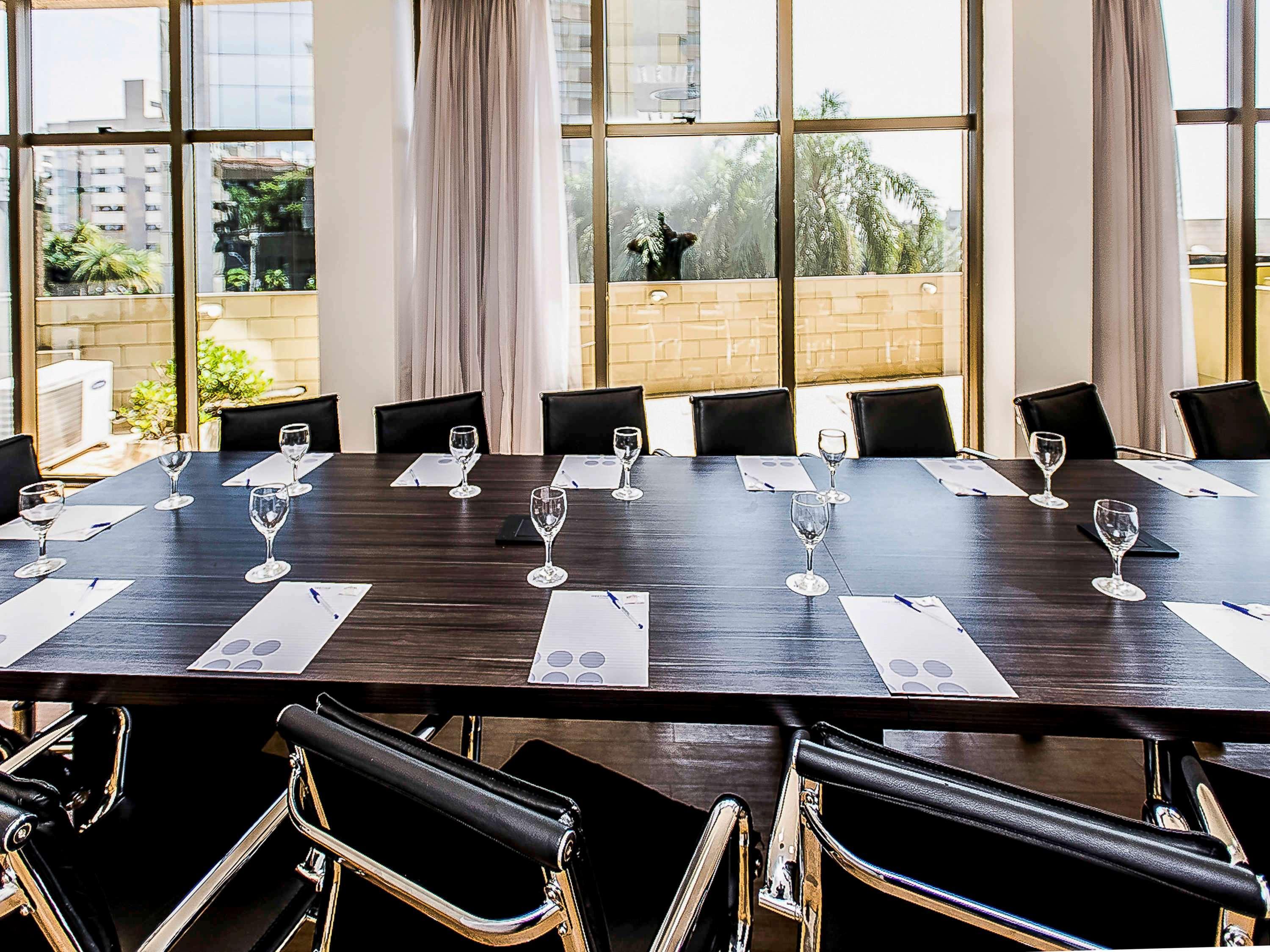 Novotel Porto Alegre Tres Figueiras Luaran gambar