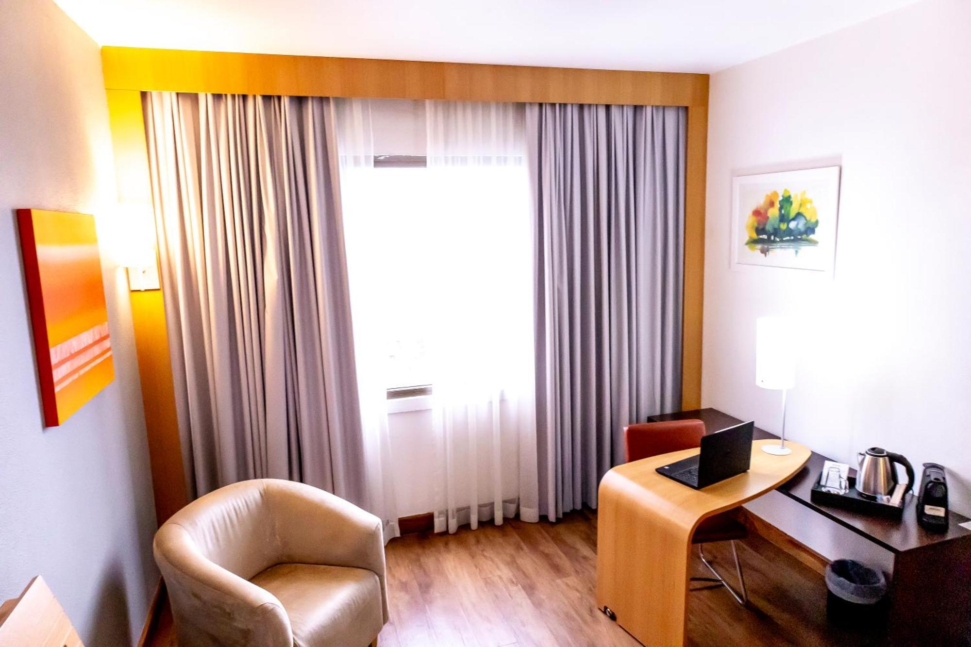 Novotel Porto Alegre Tres Figueiras Luaran gambar